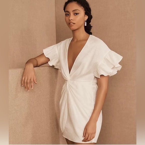 Saylor Dress - PERFECT FOR 2023 Brides! 🤍 - Picture 1 of 1